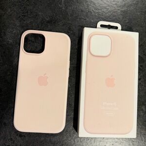 Apple iPhone 15 Silicone Case - Soft Pink